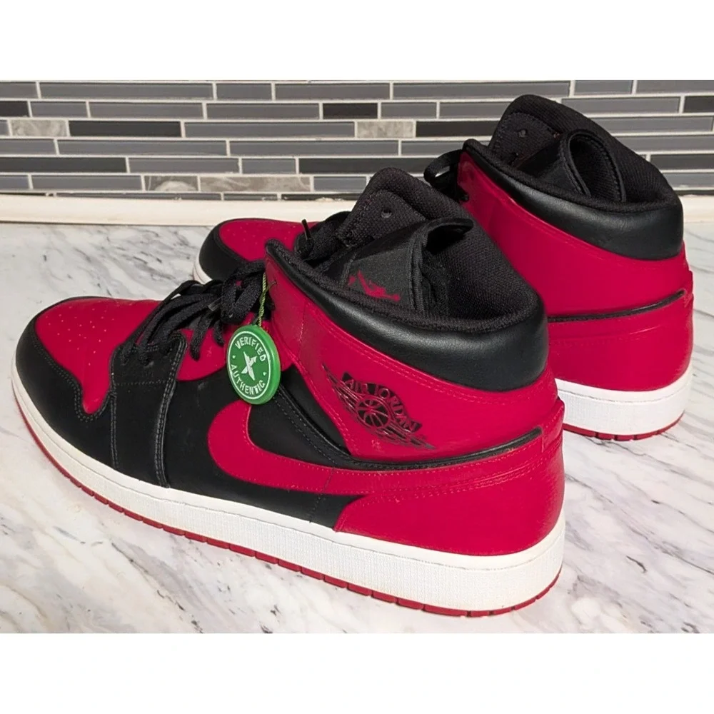 Nike Air Jordan 1 Mid Banned‎ Red Black & White Leather Shoes Men's Size 18